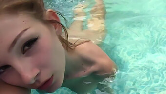 Ragazza Sola Si Gode Una Masturbazione In Piscina. Non Perdere Questo Video Bollente E Piccante!