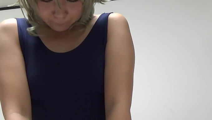 Amatör Japon cosplayer Tomomey ile samimi POV deneyimi