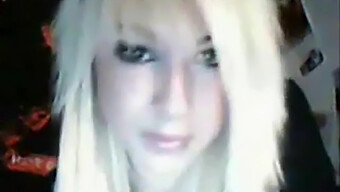 Blonde Beauty On Webcam - [My Cam]