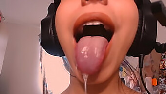 Top-Tier Ahegao-Samling Med Rodet Oral Fiksering - Anime-Piger Med Spyt-Fetish