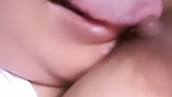 Indonesian Girls Masturbating In Live Webcam Show