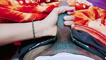 Teen Indian Girl Gets Fucked Doggy Style In Homemade Video