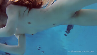 European Beauty Roxalana Cheh In Steamy Underwater Encounter