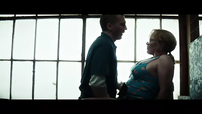 La performance intense de Patricia Arquette dans le vrai thriller de la prison Escape at Dannemora