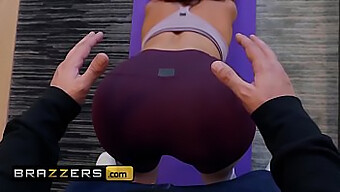 アレクシス・フォックスとケイラン・リーが情熱的なアナルエンカウンターに参加 - Brazzers